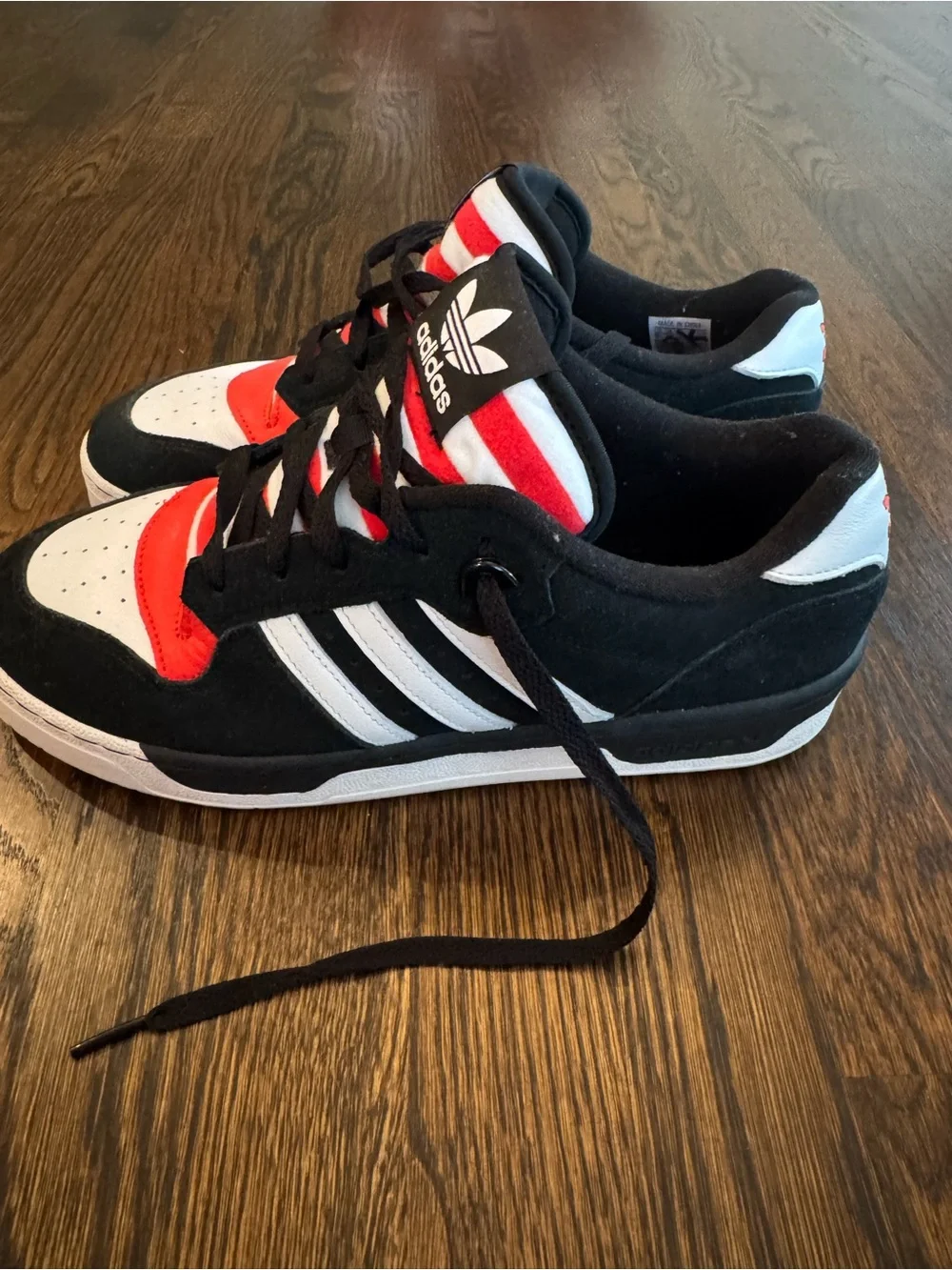 adidas low top
